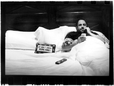 Keliling Dunia, Demi Memotret Seribu Kasur