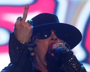 Axl Rose Protes Pembantaian Jerapah di Denmark