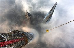 Nekat! Fotografer Penantang Maut