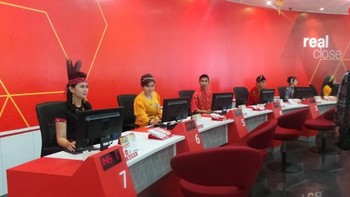 Kantor pelayanan yang tentunya masih didominasi oleh warna merah ini mengedepankan ide go green dan mengusung konsep paperless.