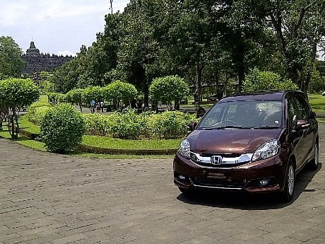 Ada Mobilio, 9.635 Honda Terjual Januari 2014
