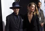 Johnny Depp dan Amber Heard Serasi di Red Carpet