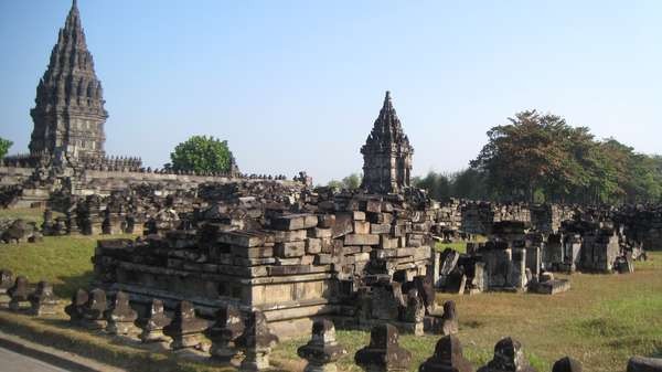 Sambut Valentine di Tempat Ini, Konon Malah Bisa Putus Cinta