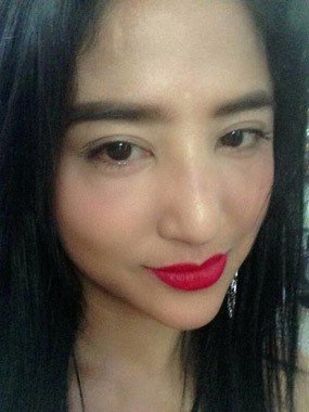 Selesai Dandan, Dewi Persik Siap Berangkat ke Kejari