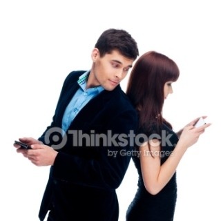 Survei Membuktikan: Manusia Pilih Ponsel dan Mobil Daripada Hubungan Seks