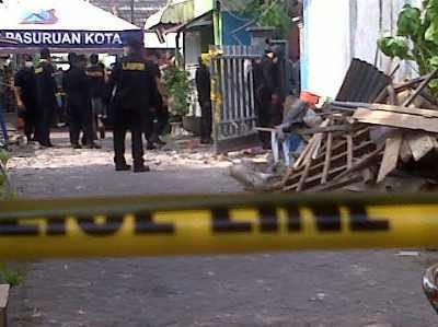 Olah TKP Ledakan Rumah di Pasuruan Dilanjutkan Pagi Ini