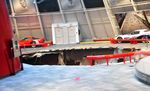 Sinkhole Telan Mobil-mobil Eksotis