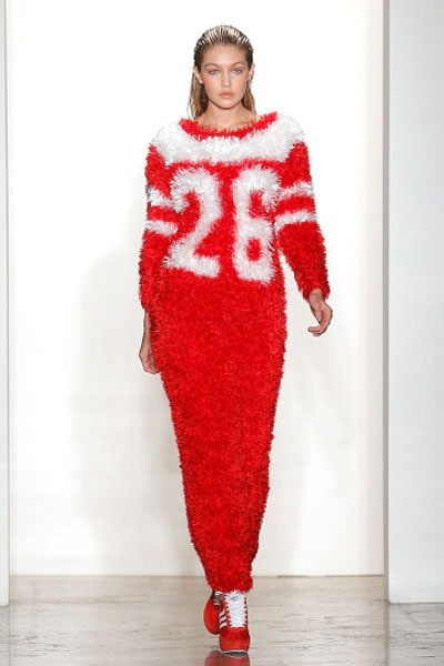 Jeremy Scott. Fall/Winter 2014. New York Fashion Week 2014. [Photo by Jemal Countess/Getty Images]