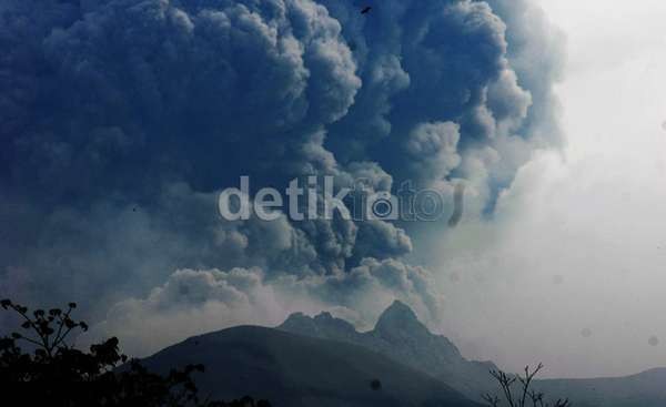 Gunung Kelud Terakhir Meletus November 2007 Aktif Lagi Januari 2014