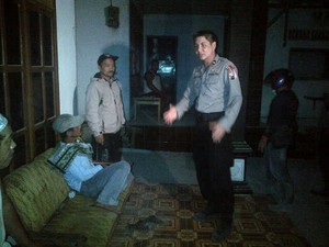 Beri Jaminan Keamanan, Polisi Patroli Keamanan Di Lereng Kelud