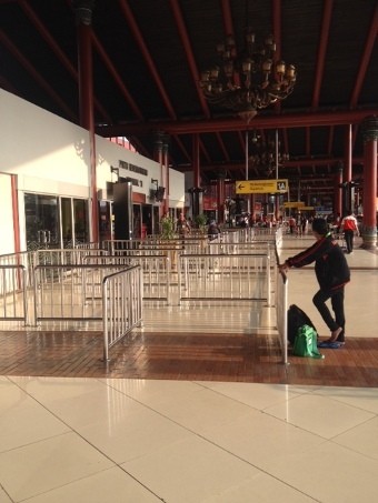 Kelud Meletus, Sore Ini Terminal 1 Bandara Cengkareng Sepi