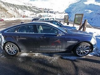 Jaguar XJ Model Teranyar Mulai Menggoda