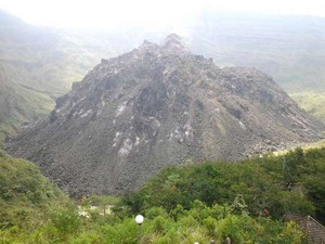 Kelud Meletus, Kemenparekraf Pantau Titik Wisata Yang Aman