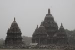 Hujan Abu, Prambanan Bagai Tertutup Salju