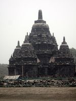 Hujan Abu, Prambanan Bagai Tertutup Salju