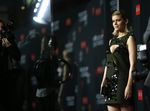 Kate Mara Seksi di Premiere House of Cards