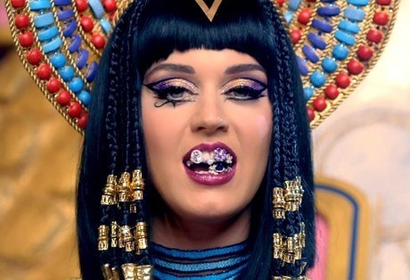 Katy Perry Jadi Katy Patra di Teaser Video Klip Dark Horse