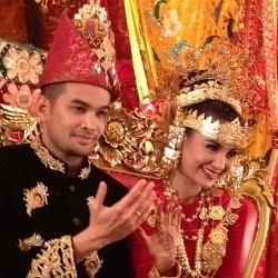 Teuku Wisnu Pasrah Soal Jenis Kelamin Anak