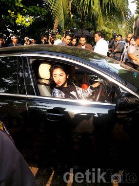 Anak Dewi Persik Mulai Tanya Keberadaan Sang Ibunda