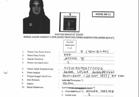 Suami Angel Lelga Seorang Bupati?