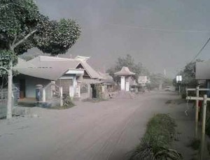 Gunung Kelud Meletus, Ada Potensi Kerusakan Infrastruktur Berat