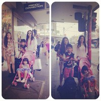     Mulan berpose bersama Tiara, Daffy dan Safeea. (Instagram)