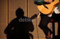 Jubing Kristanto dan Netta KD membawakan sejumlah lagu.