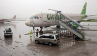 Bandara Adisutjipto (Yogyakarta) total ada 125 penerbangan yang dibatalkan hari ini. Sejak malam tadi ada sekitar 300 penumpang yang tertahan karena pesawatnya tidak jadi berangkat, yakni Citilink, Garuda, dan Wings Air. REUTERS/Dwi Oblo.