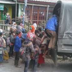 Tim SAR Terus Evakuasi dan Sisir Rumah Warga di Kecamatan Ngantang