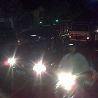 Warga Terdampak Letusan Gunung Kelud Diimbau Ikuti Instruksi Petugas