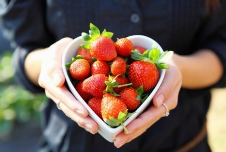 Bukan Cokelat, Ungkapkan Cinta dengan Buah Agar Tetap Sehat Saat Valentine