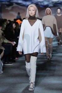 Marc Jacobs, Fall/Winter 2014. New York Fashion Week 2014. [Photo by Neilson Barnard/Getty Images for Mercedes-Benz Fashion Week]