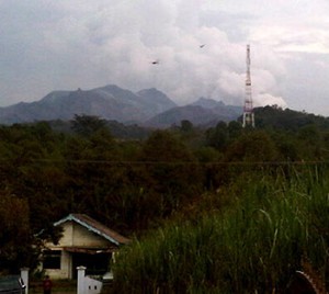 Meski Bersahabat, Status Kelud Tetap Awas