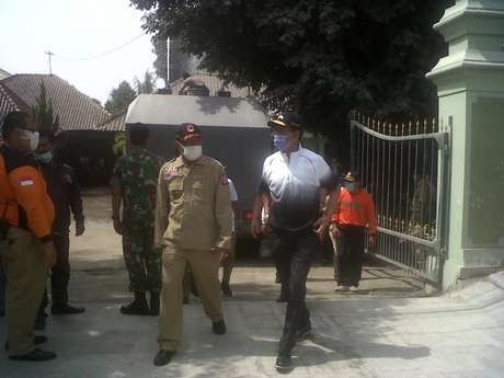 Sultan Soal Efek Abu Kelud: Siswa TK dan SD Libur, Saya Khawatir Kena Ispa