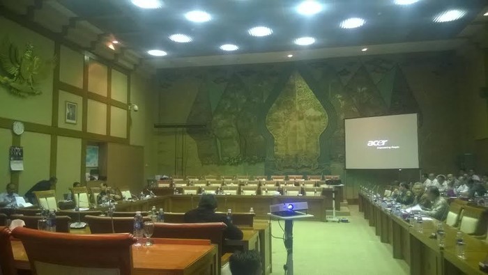 Duh, Hanya 7 Anggota Komisi VII Hadir di Rapat dengan SKK Migas