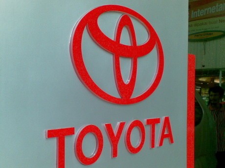 Toyota Recall 295.000 Mobil Termasuk Lexus