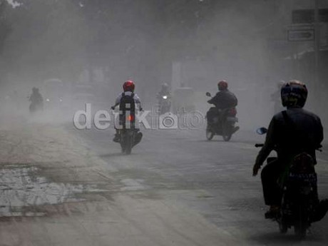 Tips Agar Motor Kembali Fit Setelah Tertutup Abu Vulkanik