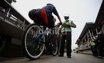Masuk Jalur TransJ, Pengendara Sepeda Diperingati