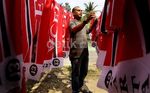 Meraup Rejeki di Sablon Bendera Partai