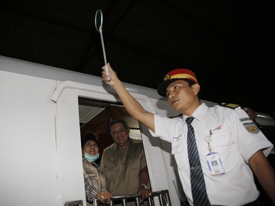 SBY ke Kediri dengan Kereta