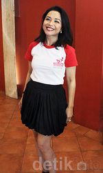 Ruth Sahanaya Tetap Fresh di Usia 47 Tahun