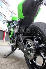 Menjajal Kawasaki Ninja RR Mono