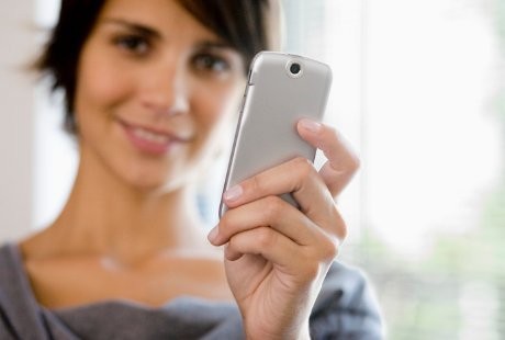 Riset 11 Tahun, Peneliti Sepakat Ponsel Tak Sebabkan Kanker