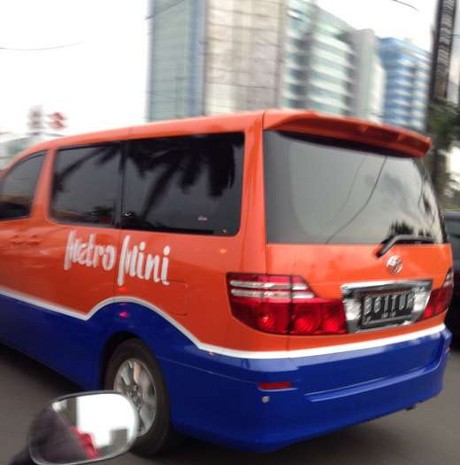 Dishub Belum Tahu Ada Metro Mini Alphard di Pondok Indah
