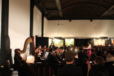 Nikmatnya, Nonton Orkestra di Tugu Kunstkring Palais