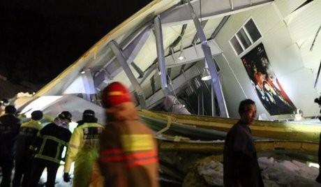 Auditorium di Korsel Roboh Akibat Salju, 4 Tewas dan Puluhan Terjebak