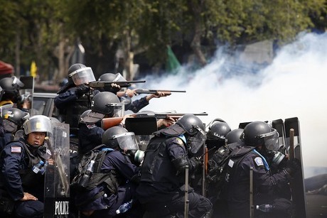 3 Orang Tewas dalam Bentrokan Polisi Thailand dan Demonstran di Bangkok