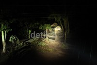 Hujan deras yang mengguyur di sekitar Gunung Kelud menyebabkan banjir lahar dingin.