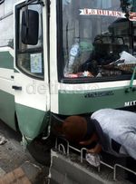 Kopaja Tabrak Seperator TransJ