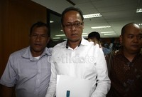 Deddy Kusdinar Meninggalkan ruang sidang dan terlihat kedua matanya memerah. Lamhot Aritonang/detikFoto.
